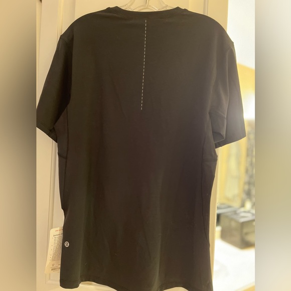 NWT Lululemon somatic T-shirt - Picture 7 of 7